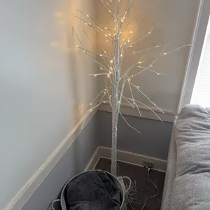 Blanket tote and light up decorative tree