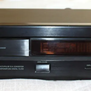 Onkyo DX-701 Compact Disc Player (1992)