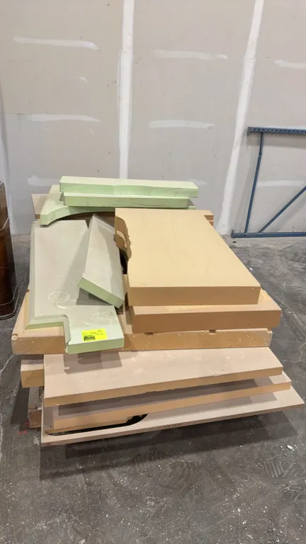 Package lot of assorted foam on (2) pallets. Includes one pallet of assorted rigid high-density tooling and architectural foam slabs and cutoffs in ta
