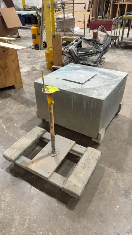 Portable painting stands. Includes (1) upright pipe stand with top mounting plate mounted to a carpeted 4-wheel dolly and (1) large cube stand with to