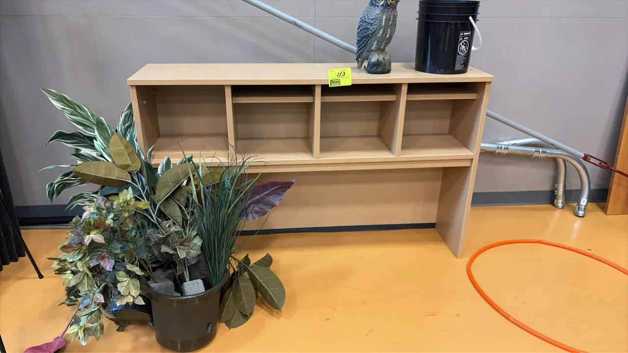 Wood laminate office furniture lot. Includes a 65" overhead hutch shelf and (2) matching single-pedestal desks. Hutch features multi-compartment cubby