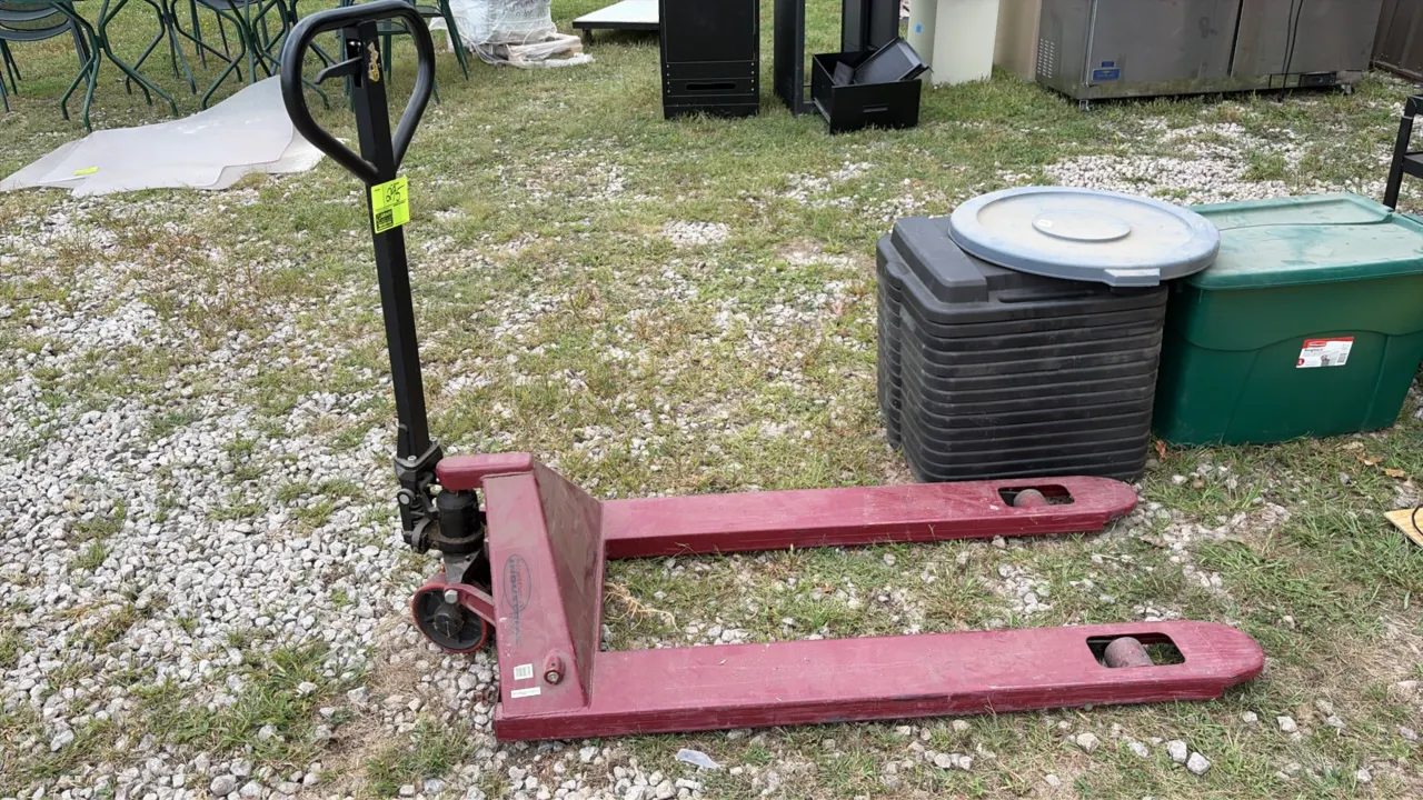 Northern Industries manual pallet jack. Features steel construction, loop handle with 3-position fingertip control lever, hydraulic lift pump, dual st