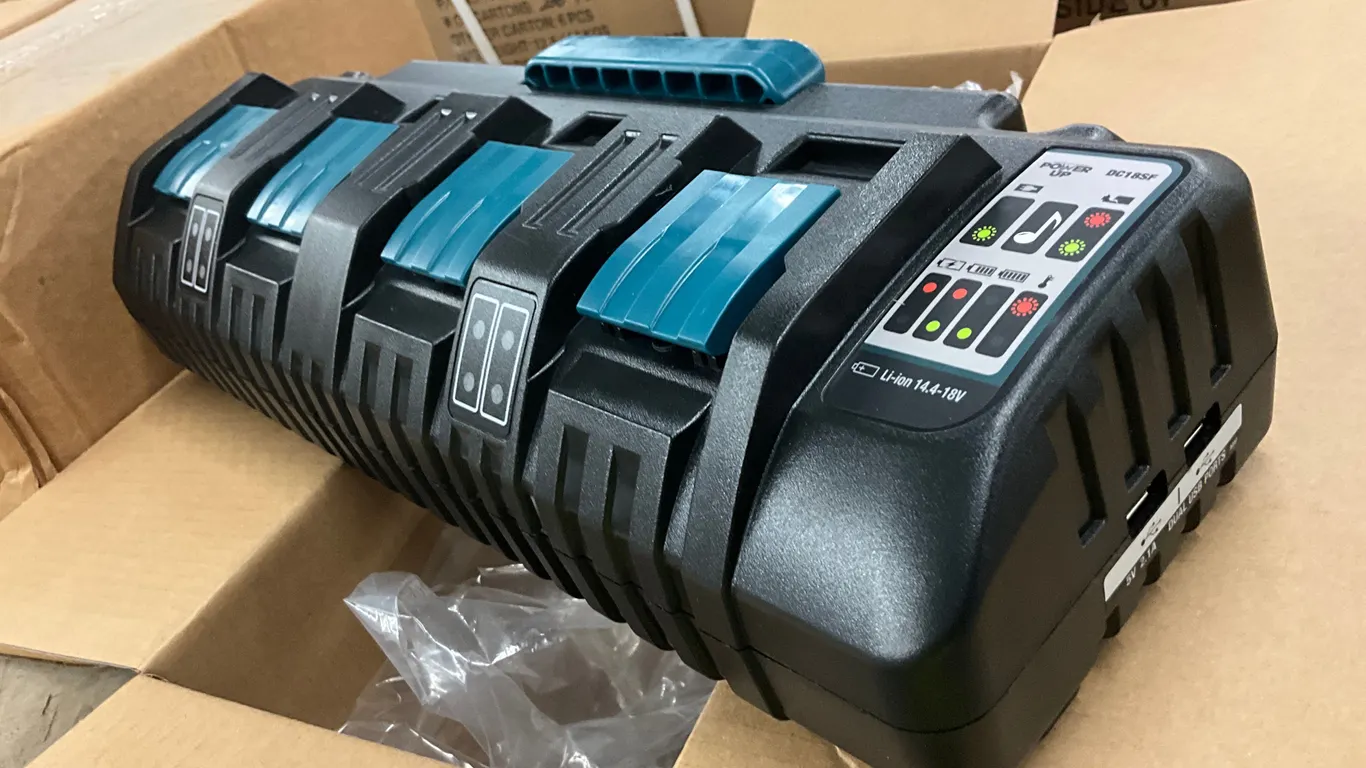 UNUSED POWER UP DC18SF LI-ION 14.4-18V 4 SLOT BATTERY CHARGERS (6)