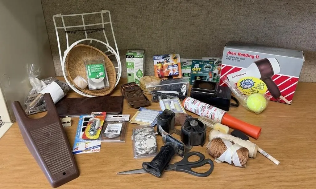 Miscellaneous Household/Office Supplies