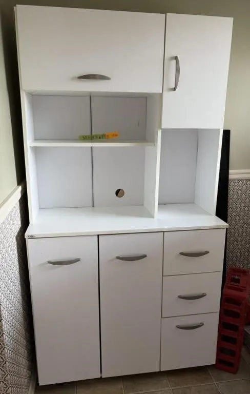 White freestanding kitchen storage cabinet