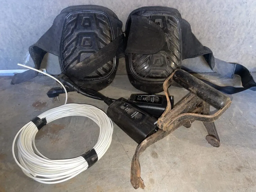 Vintage battery lifter, knee pads, two digital