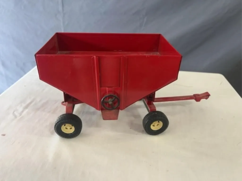 Red Gravity Wagon 1:16 Scale