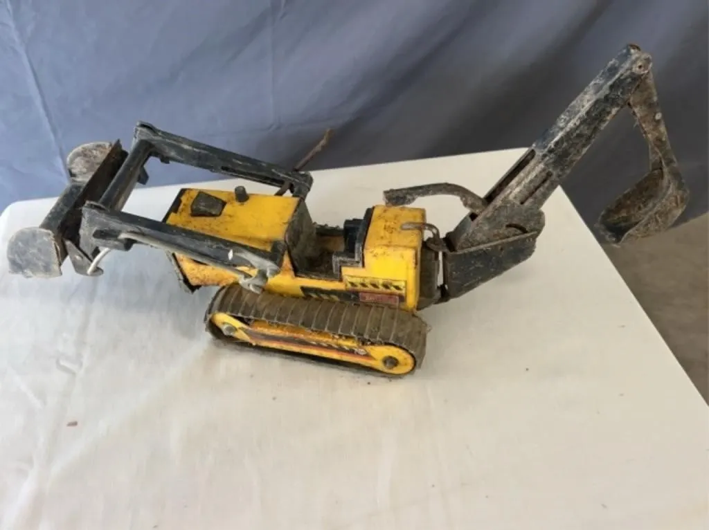 Tonka T-6 Tracked Front End Loader/ Backhoe Trench