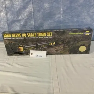 JD HO Scale Train Set NIB