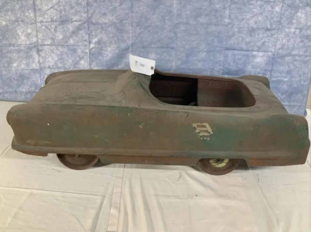 (kiddy lac) Cadilac Pedal Car