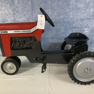 MF Pedal Tractor 398  ERTL Model 1100
