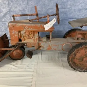 Farmall H Pedal Tractor ESKA Co w/Hand Controlled