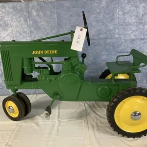 JD 60 Series Pedal Tractor