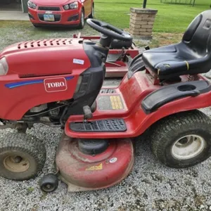 Toro LX468 Lawn Tractor/Mower