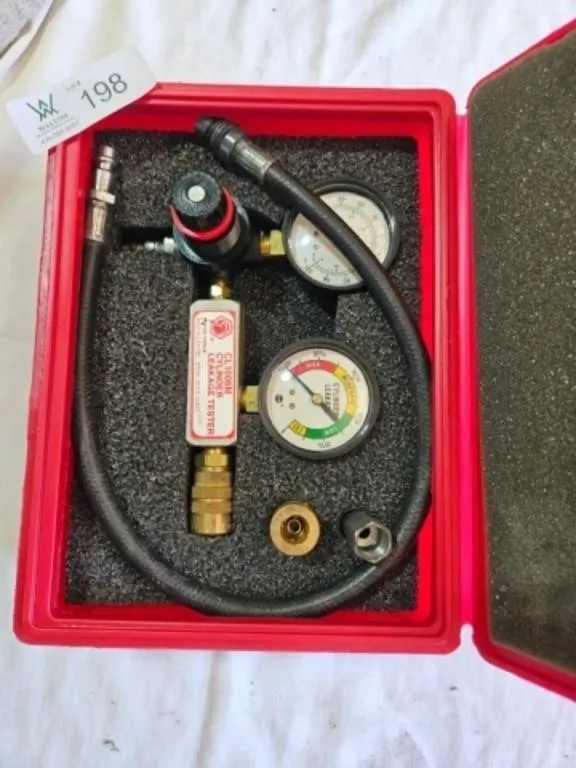 MAC Cylinder Leak Tester
