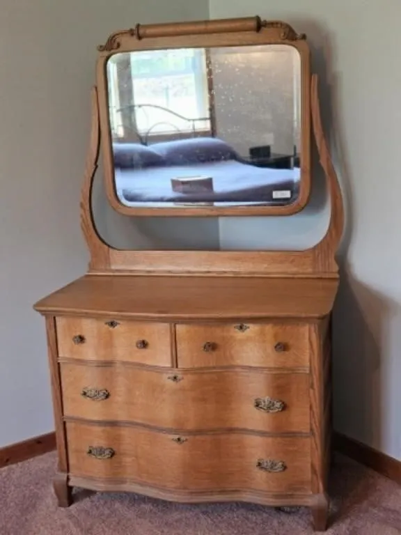 Oak Dresser W/Mirror Dovetail Drawers