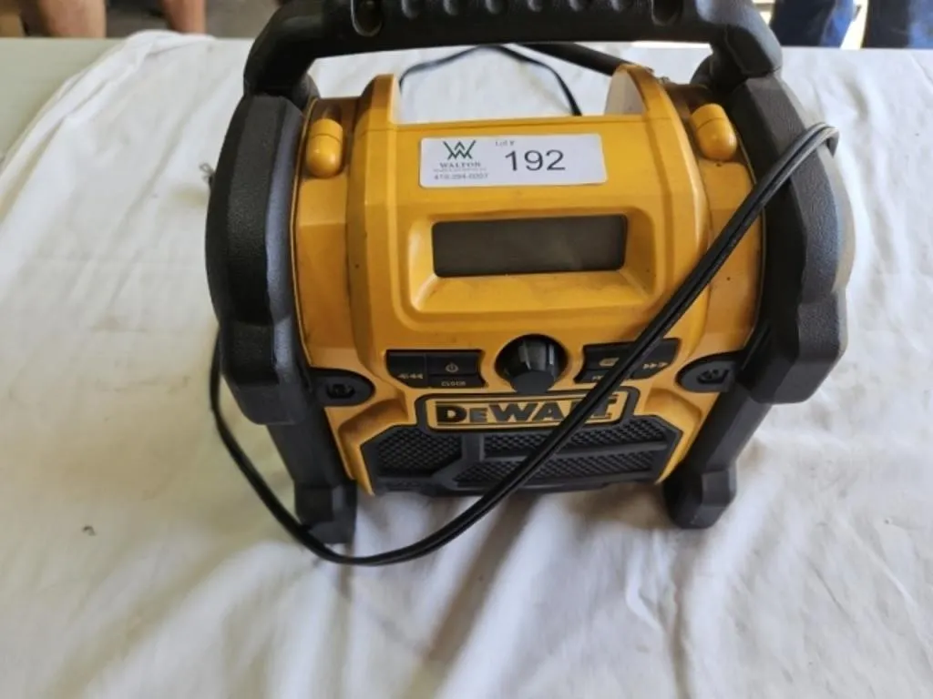 Dewalt Radio & Charger