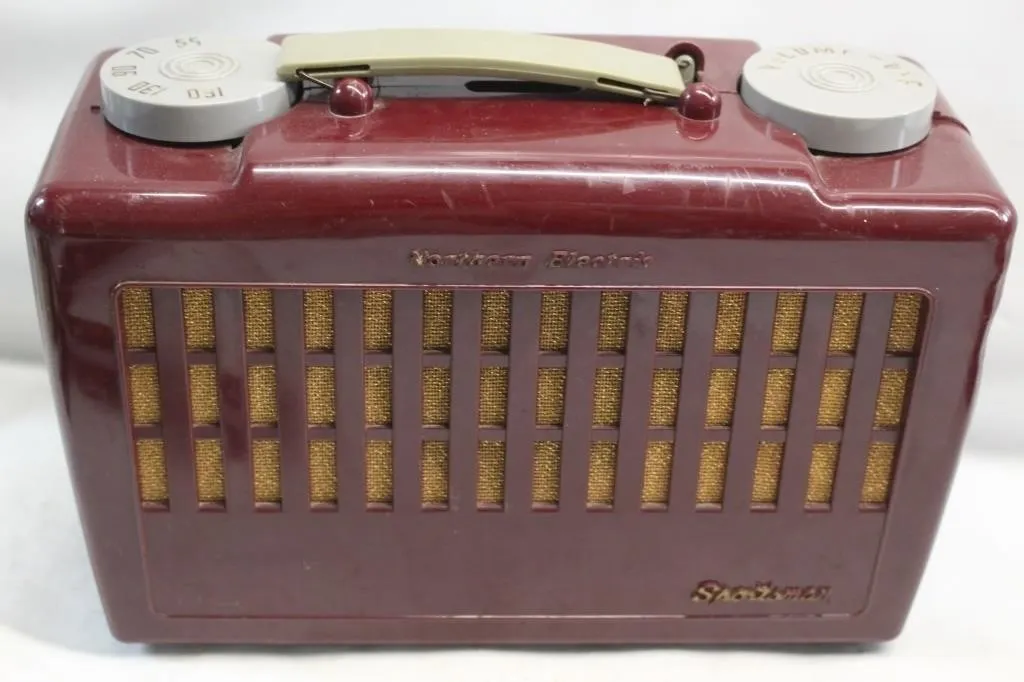 Northern Electric Sportsman Vintage Portable Radio