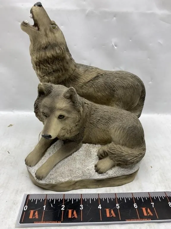 1994 Rosa Wolves Figurine, Howling & Resting