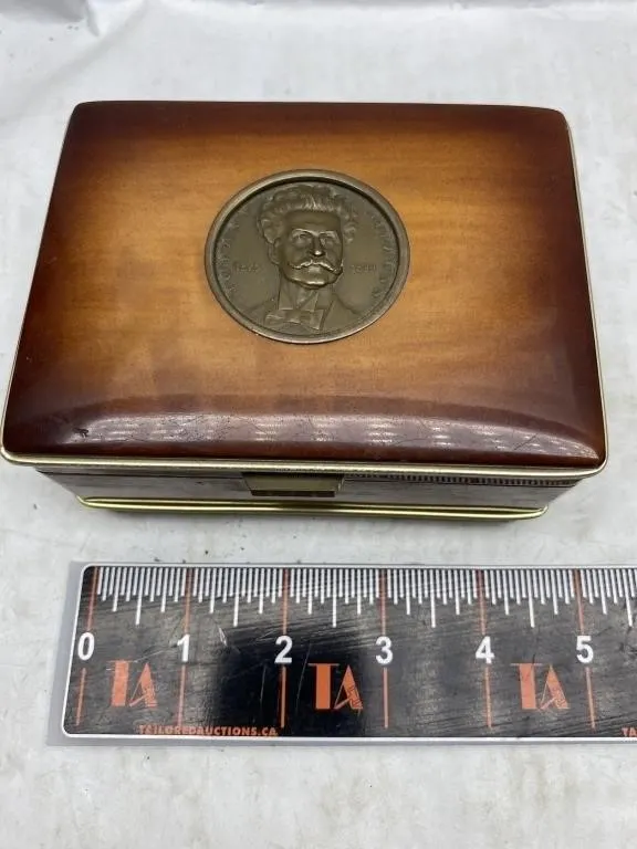Wooden Jewelry/Trinket Box with Johann Strauss