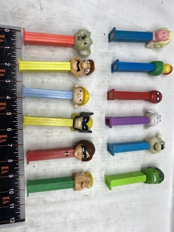 Lot of 11 PEZ Dispensers - Mixed Characters