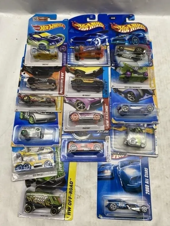 Hot Wheels Die-Cast Cars Lot, Assorted Series (16)