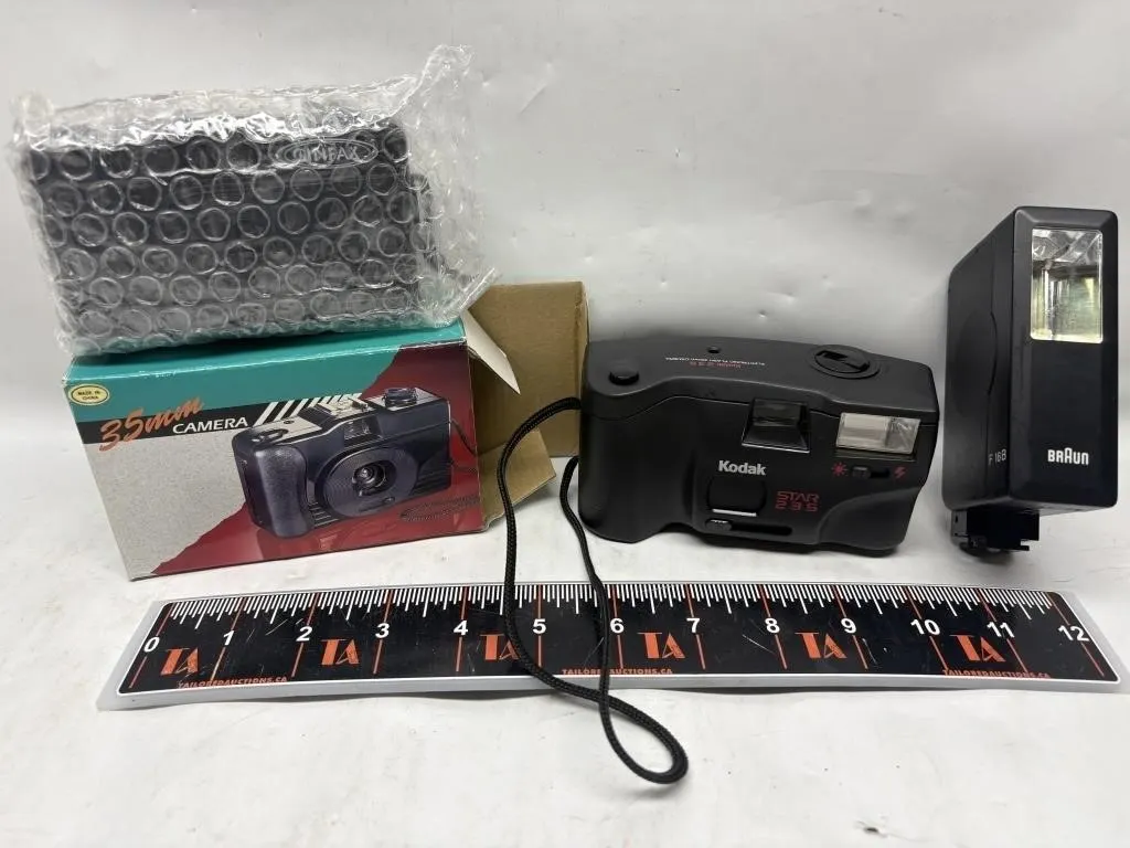 Kodak Star 235 35mm Camera with Braun Flash & New