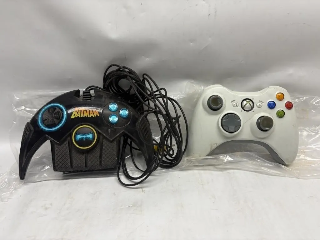 Batman Jakks TV Game & Xbox 360 Controller
