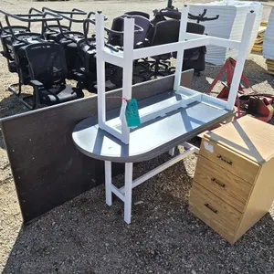 Desks and Cabinet
 UNRESERVED