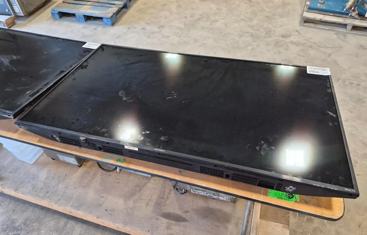 55" Sharp Flat Screen Television
UNRESERVED
