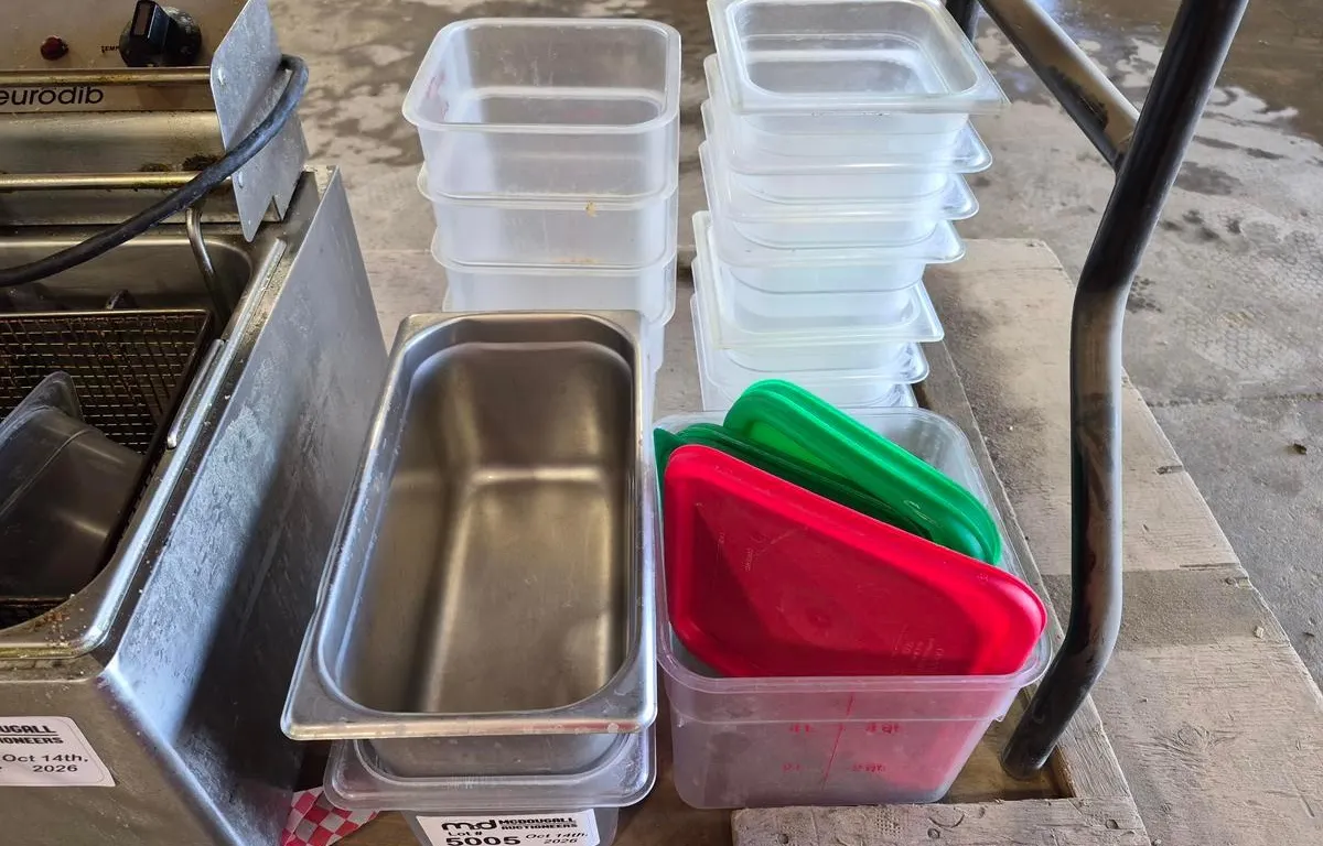 Assorted Food Storage Containers
UNRESERVED