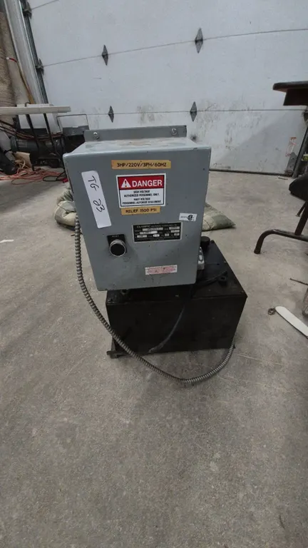 1000lb lift with hydrolic / electric power pac