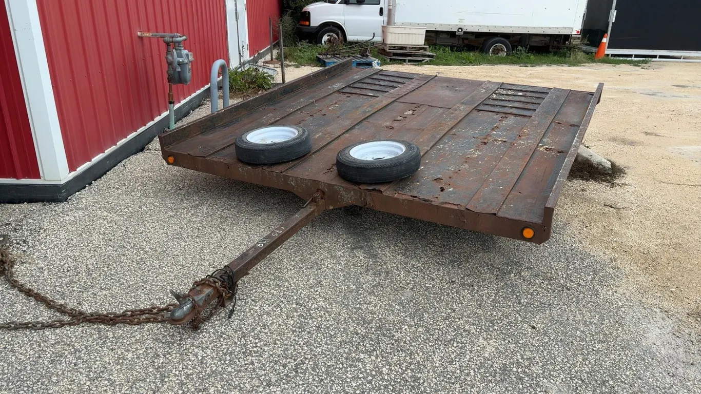 8 1/2 ft x 9 ft Trailer - Comes with TOD.