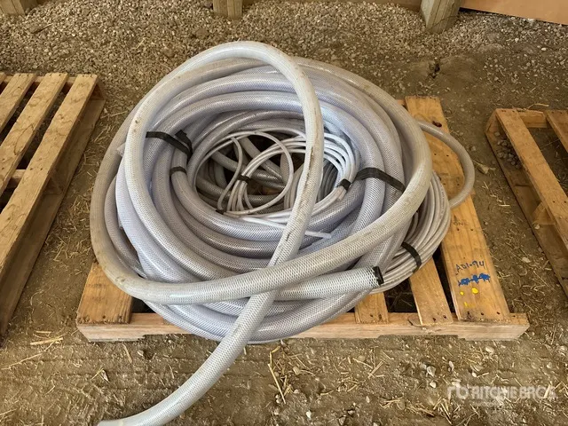 Quantity of 2 in, 1 in, 1/4 in Hoses