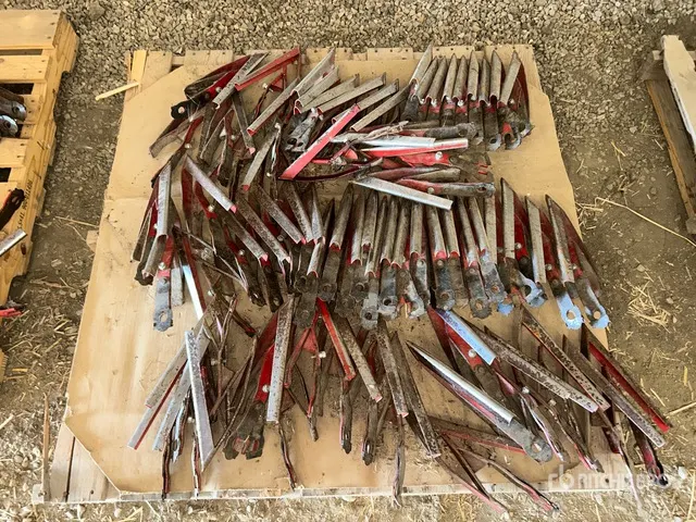 Quantity of (70) Crop Lifters