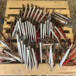 Quantity of (50) Crop Lifters