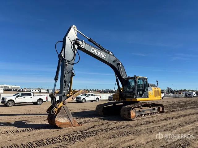 2015 John Deere 290GLC Tracked Excavator