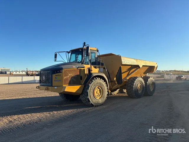 2013 John Deere 410E Articulated Dump Truck
