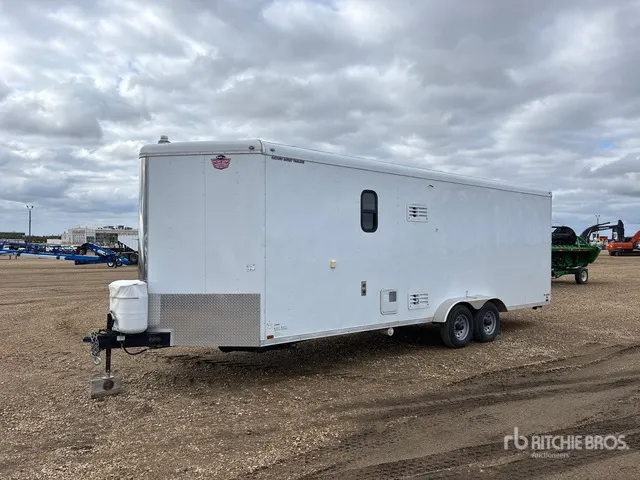 2022 Forest River BL724TA3 27 ft T/A Enclosed Trailer