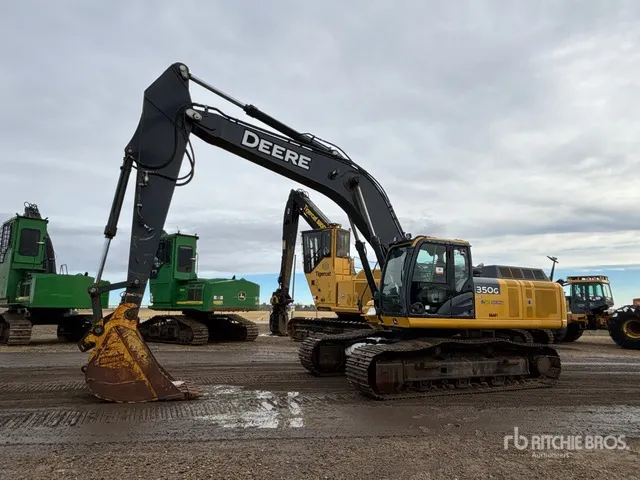 2015 John Deere 350GLC Tracked Excavator