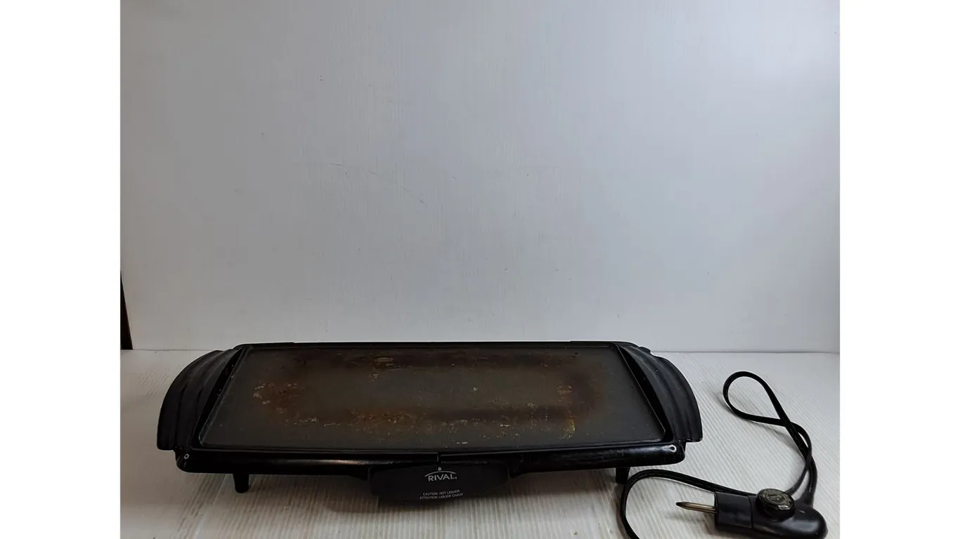 Rival Electric Griddle 20" ( untested)