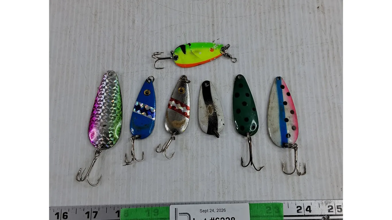 Fishing Lures & Hooks