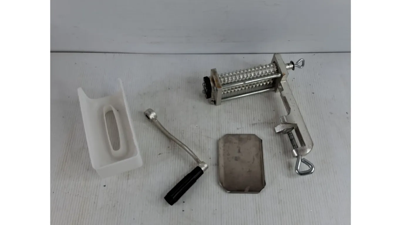 Manual Paste Maker