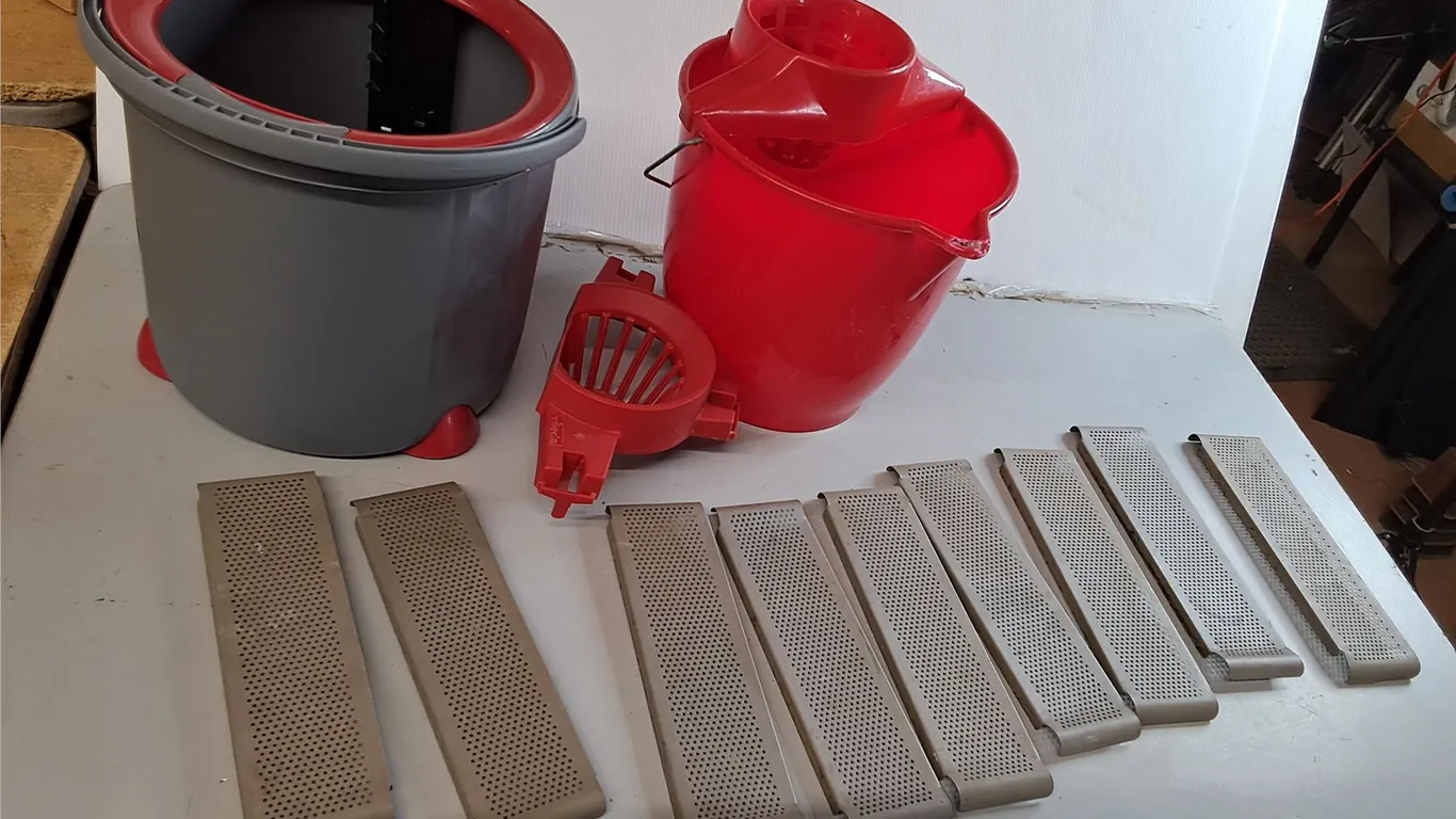 (2) Mop Pails & (9) Metal Grates Approx. 11.5" x 3.25"