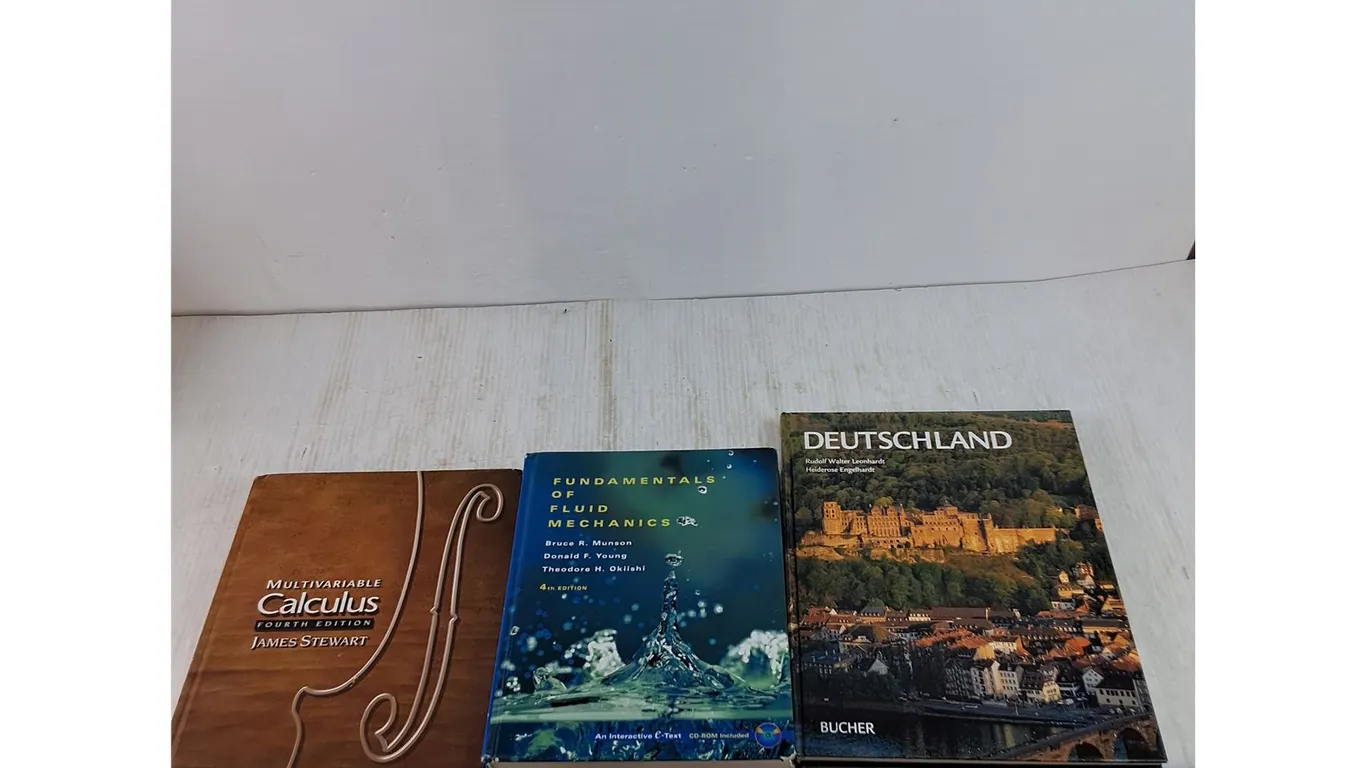 (3) Books, Multivariable Calculus 4th Ed, Fluid Mechanics Fundamentals 4th Ed, Germany German Book