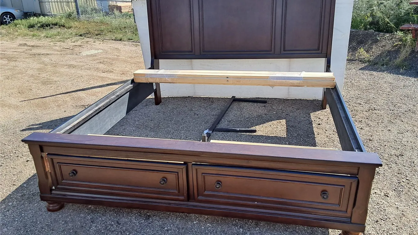 ***Viet Thinh Wooden King Size Bed Frame- Can't Ship