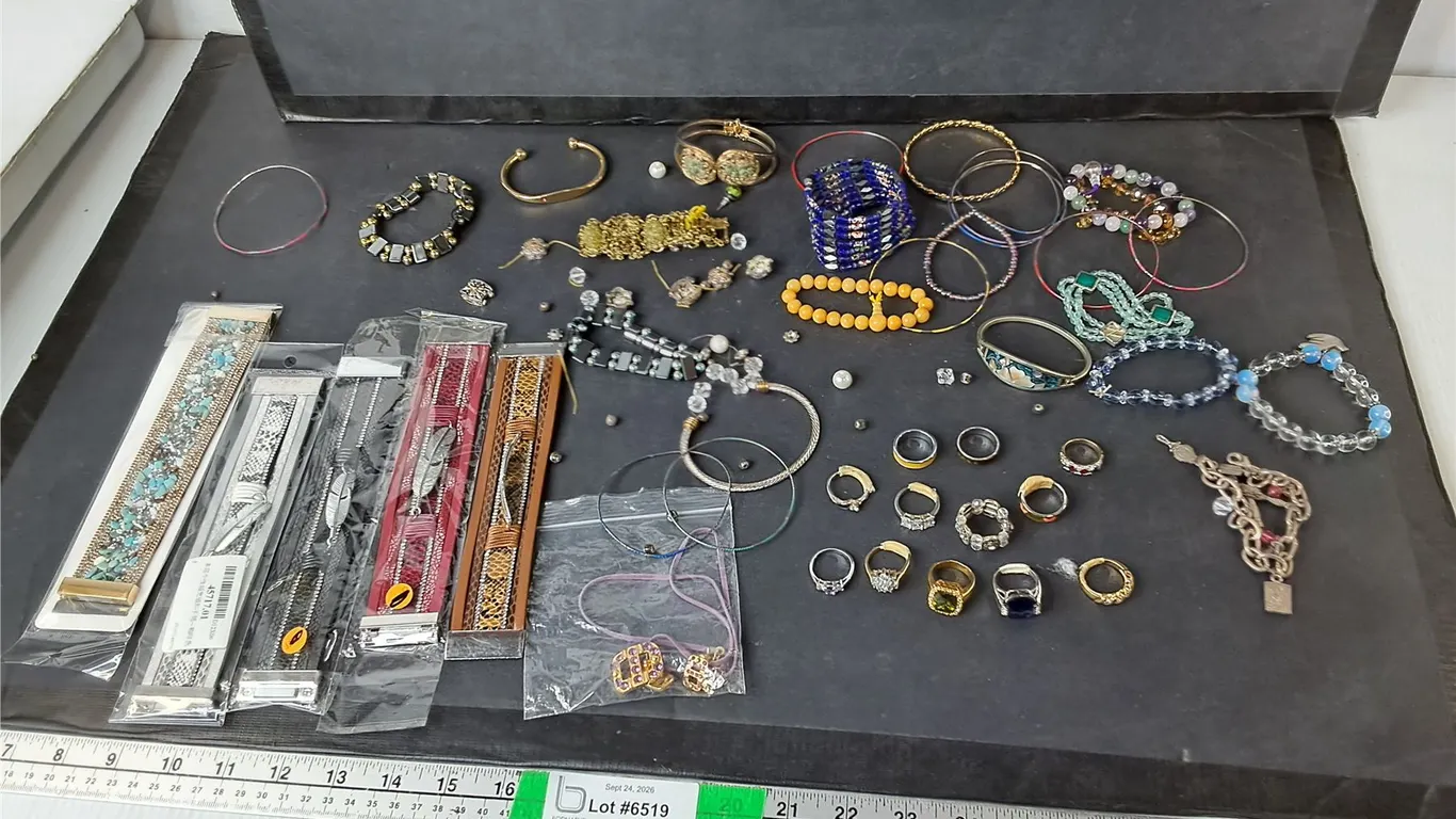 Decorative Bracelets & Rings up to Size 9