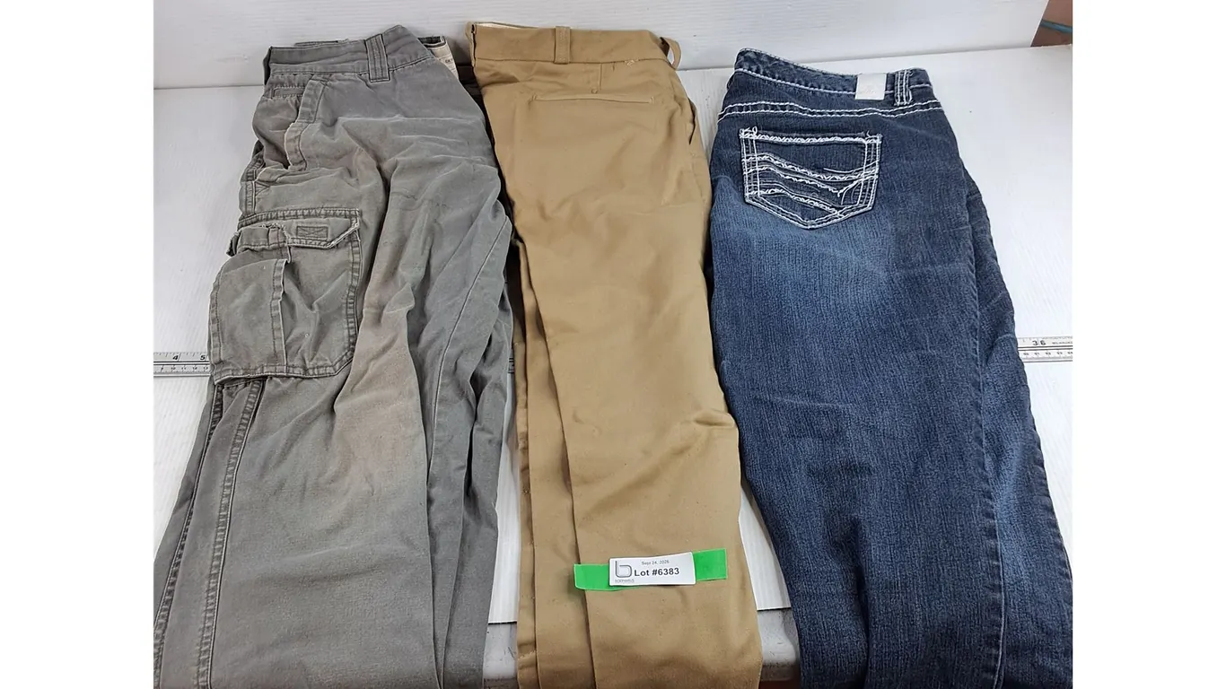 Cargo Pants, Chinos & Jeans - Size 18Reg