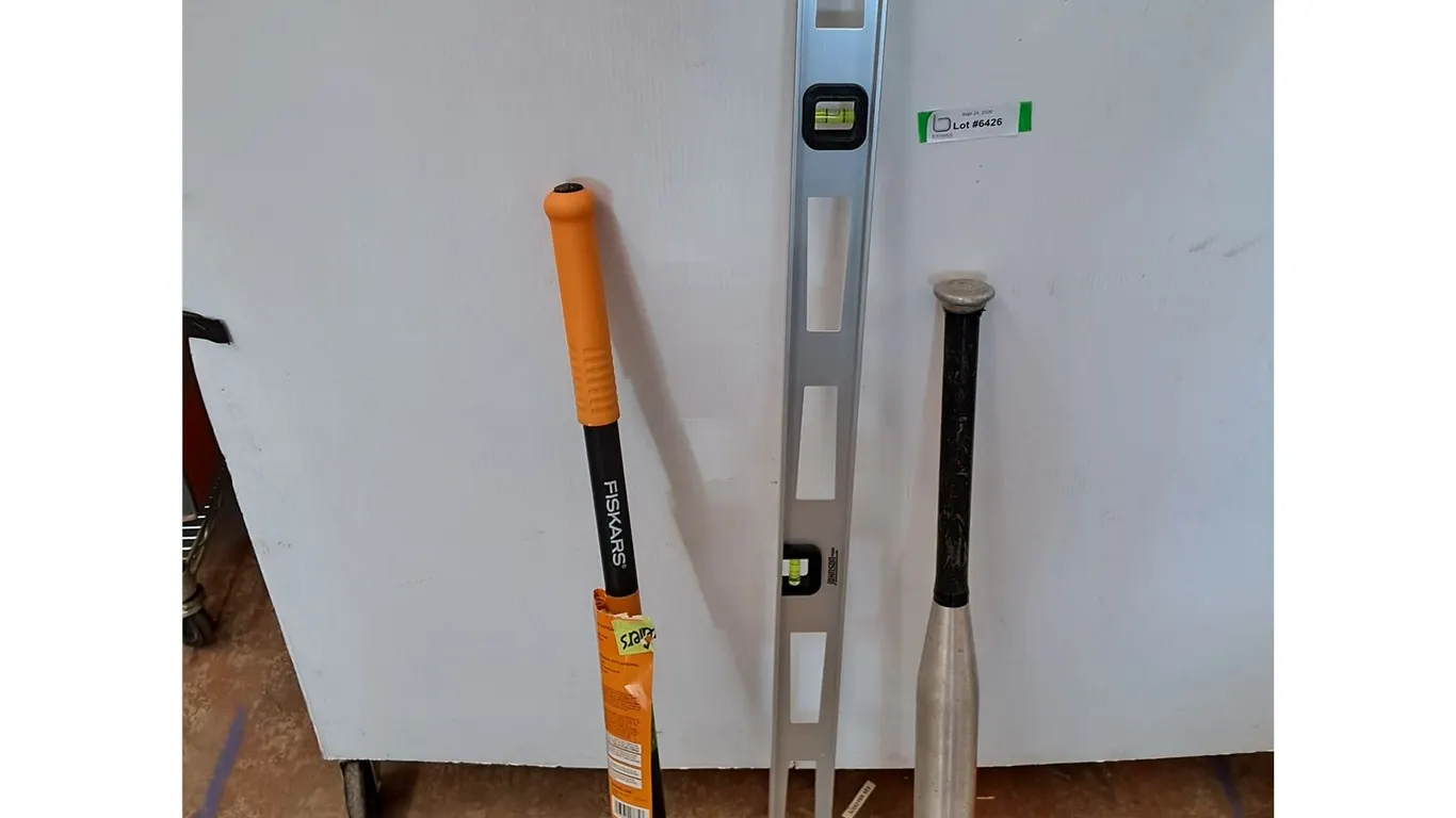 ** Fiskars Weed Remover, Johnson Level (48"), Spalding Softball Bat - Cannot Ship