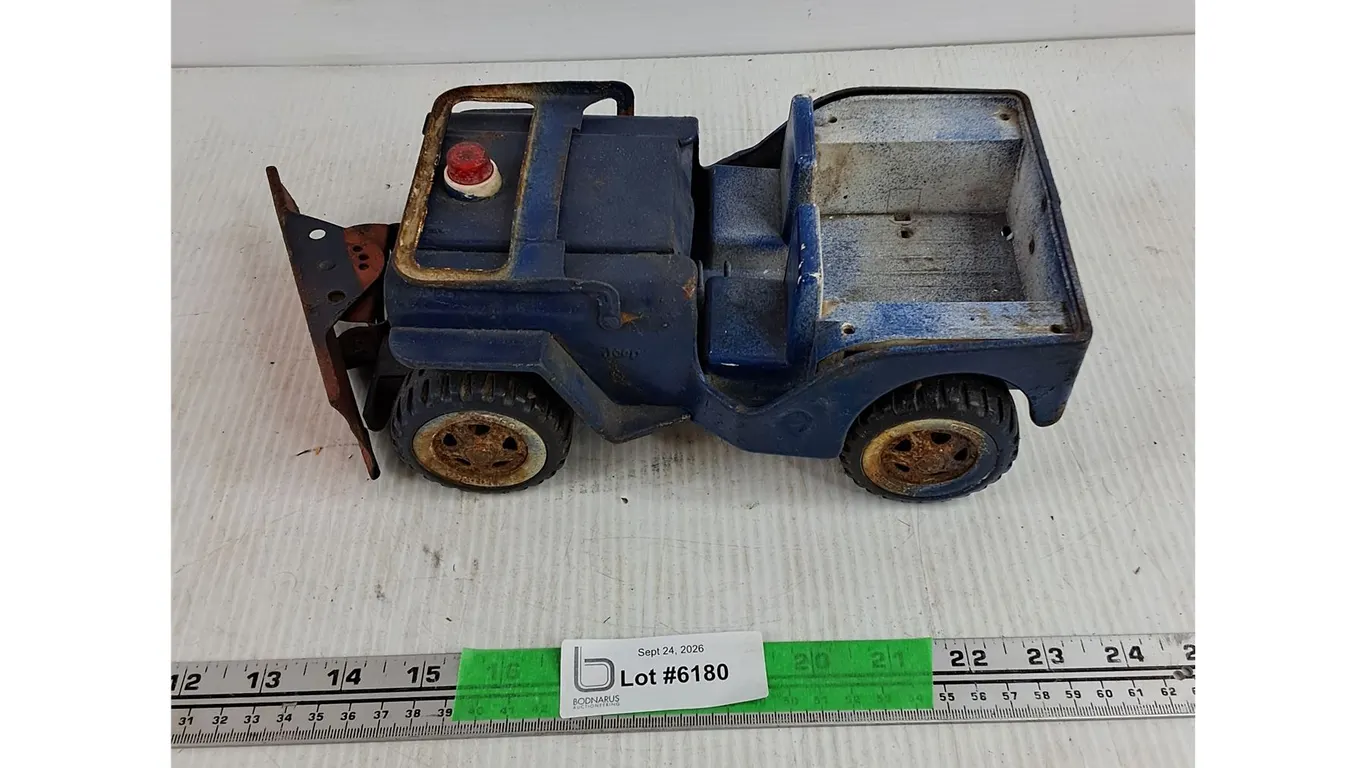 Vintage Tonka Pressed Steel Jeep Truck